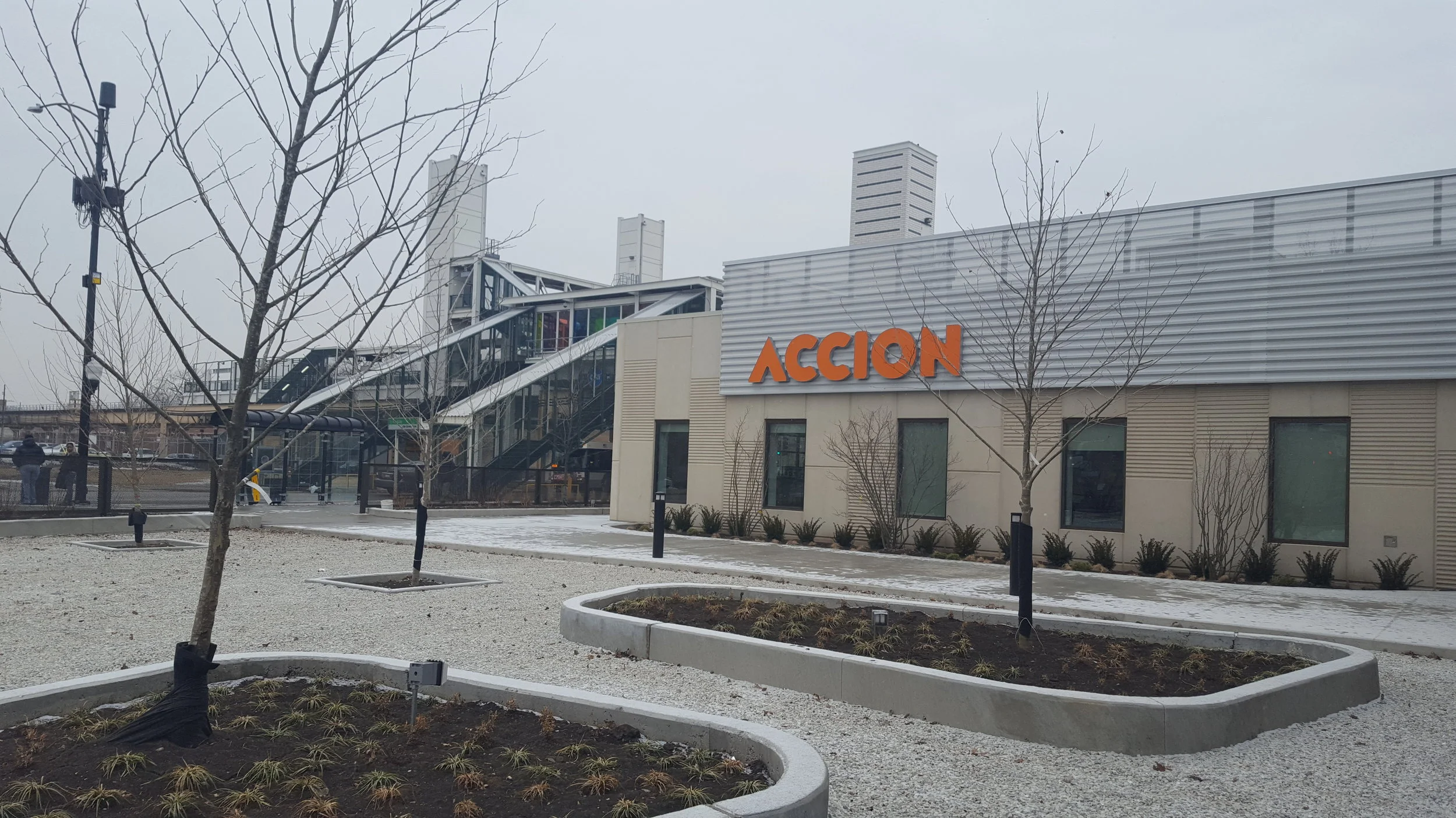 It may not look like much on a cold March morning, but The Hatchery in Chicago’s Garfield Park neighborhood is an amazing effort by community and corporate partners to create a TOD that includes an urban farmer’s market, local business entrepreunership opportunities in the food and beverage industries, and neighborhood economic development. https://thehatcherychicago.org/ (Photo: MZimmerman)