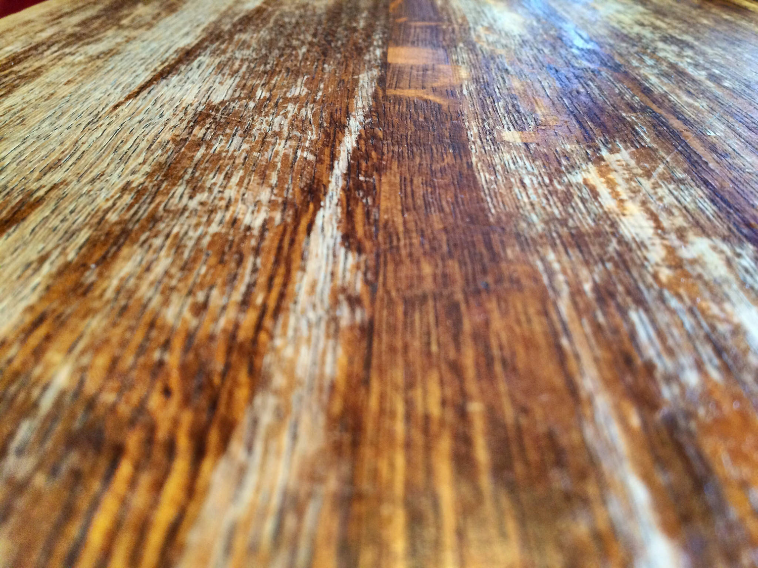 Wooden table via Photopin (cc)