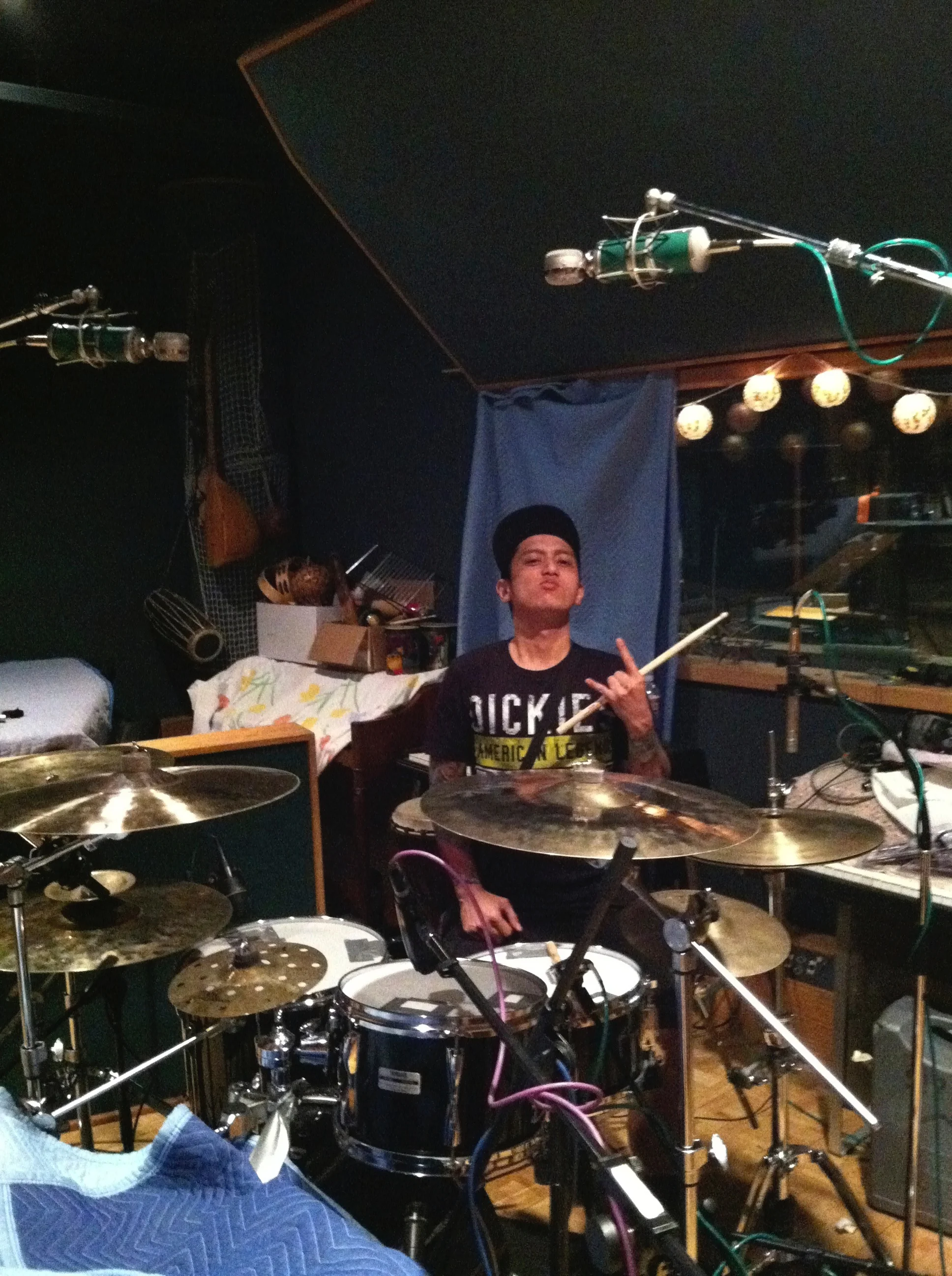 Slapshock's drummer Chi Avora behind the kit 