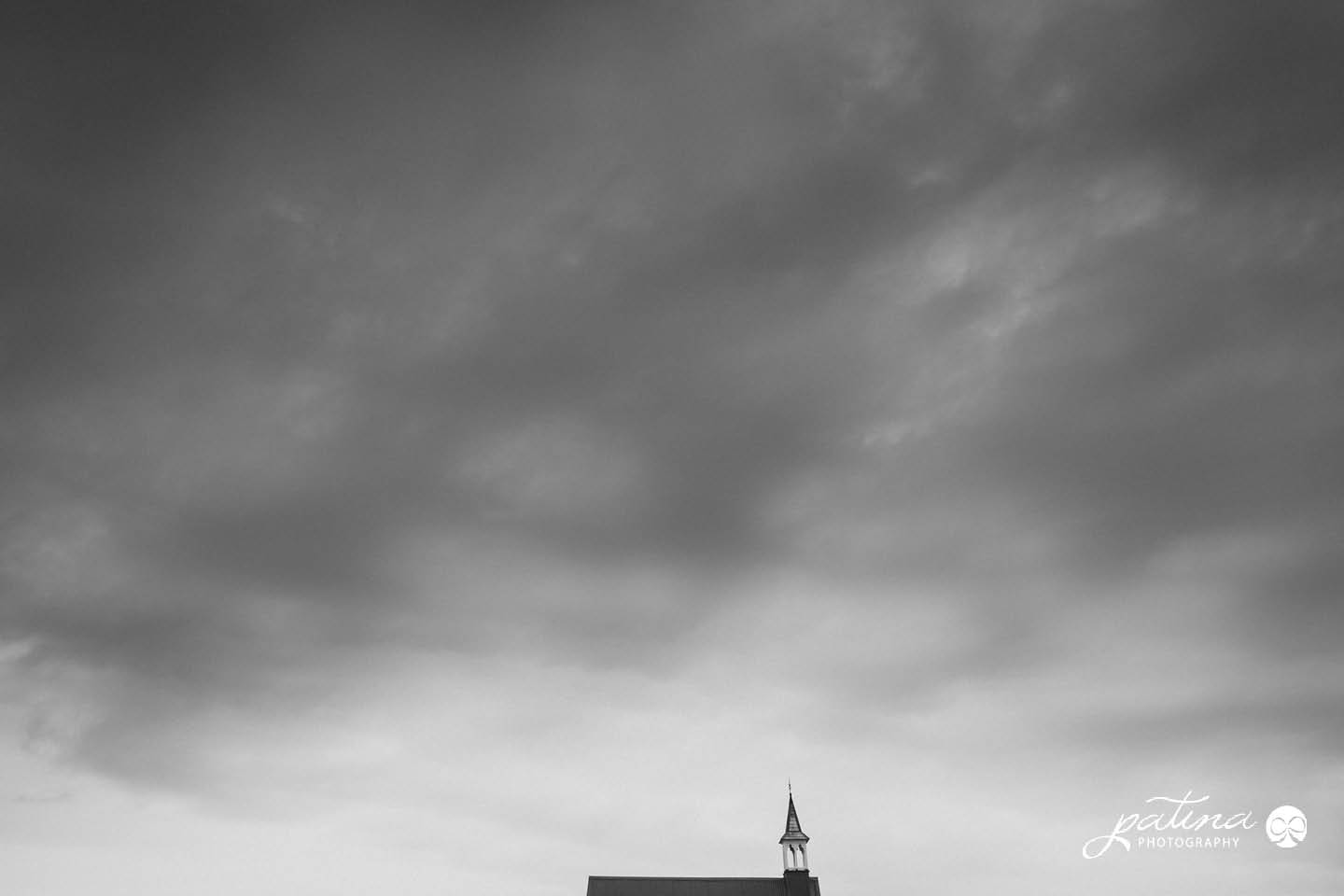 Oak Valley Manor, New Plymouth Wedding in the Rain