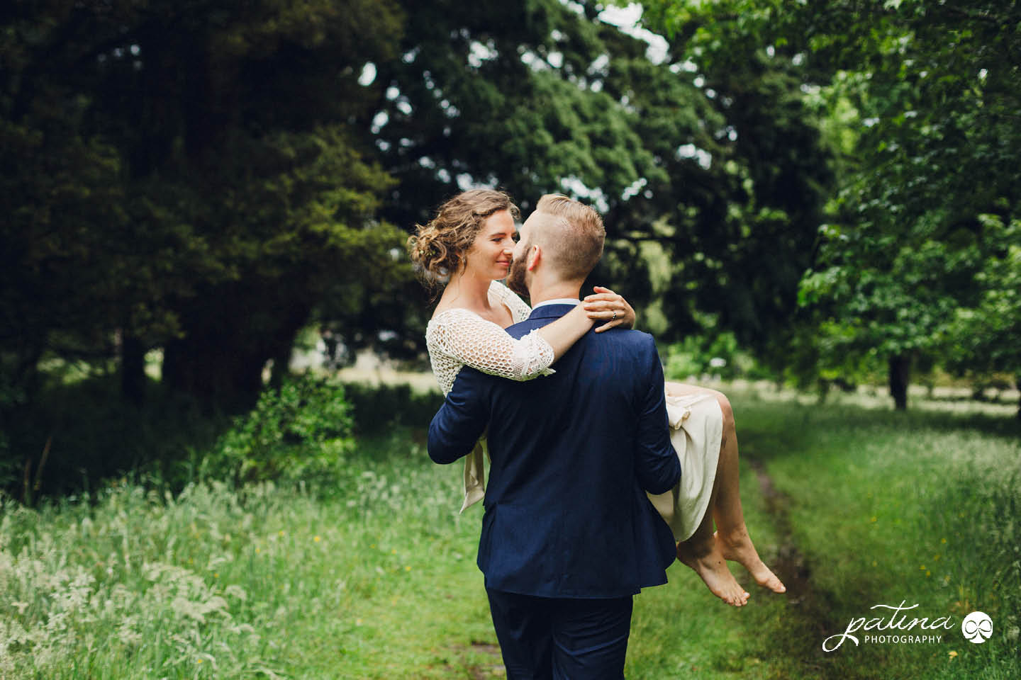 whimsical and spontaneous wedding photography