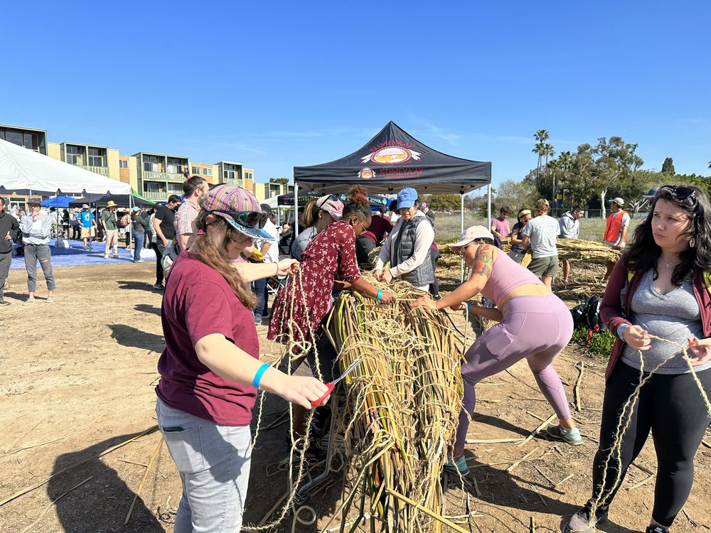 building tule canoes