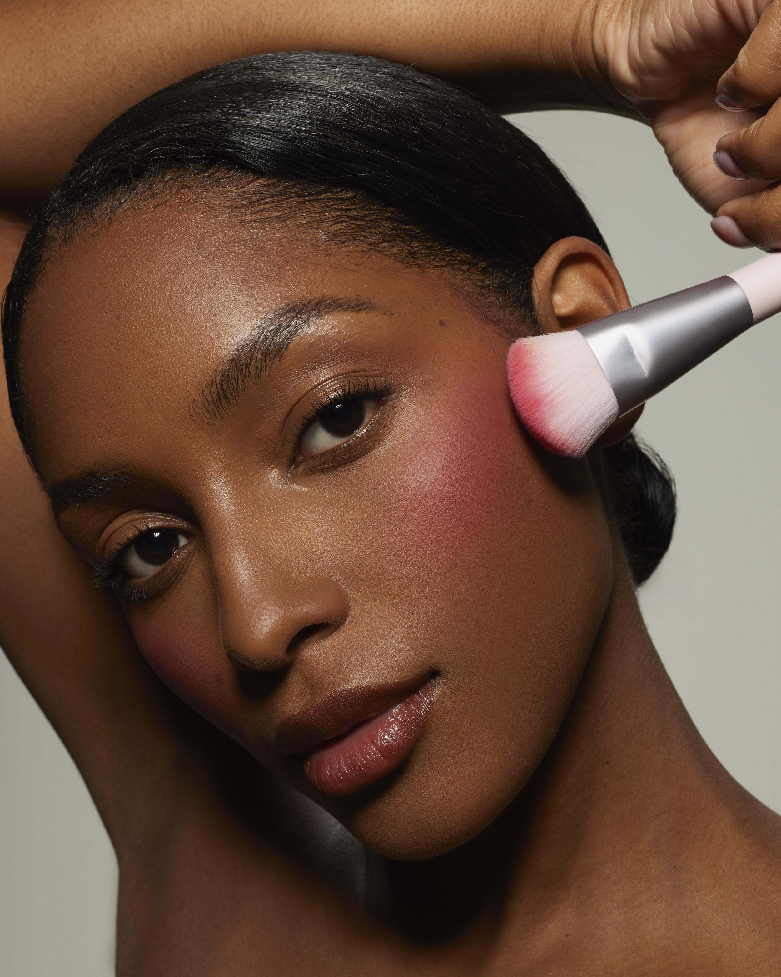 20250304_KYLIECOSMETICSHYBRIDBLUSH_HYBRIDBLUSH_LADYBUG_HEAVYAPP_SYDNI3265.jpg