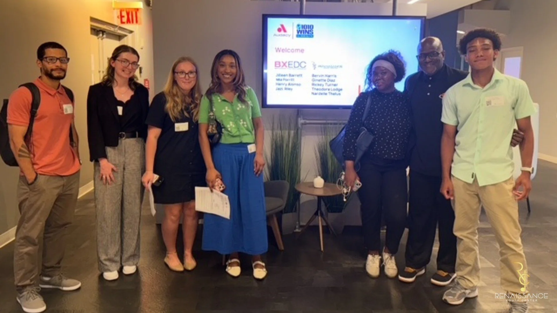 What an incredible experience! Our summer interns here at the Renaissance Youth Center, along with members of @bx_edc team, got a private tour of the @audacycorp &amp; @1010wins Radio studios. We got to see firsthand how radio news is made and the hu