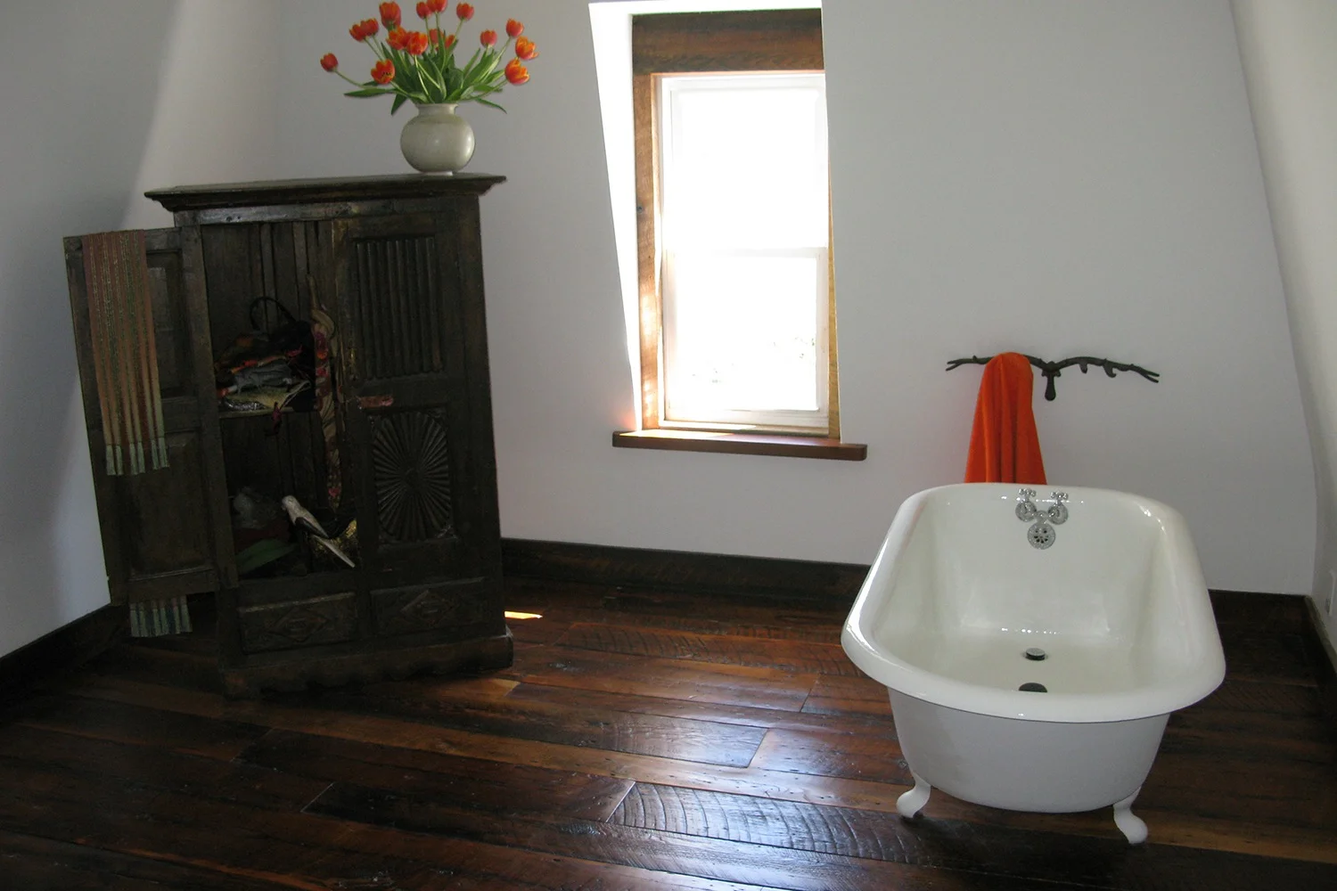 1500huntsvillebath1.jpg