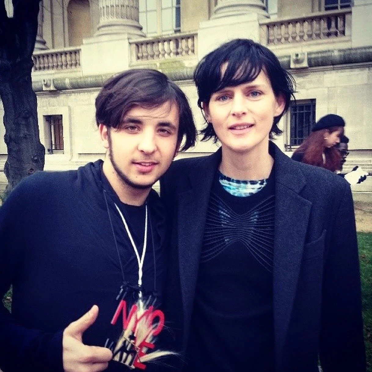 Dear Stella Tennant was my pleasure to work with, meet you at the Chanel and other shows, your work and vibes have been outstanding. RIP 🖤🖤🖤
#stellatennant @chanelofficial #louferry #chanel #stellatennanttopmodels #ripstellatennant #paris #france