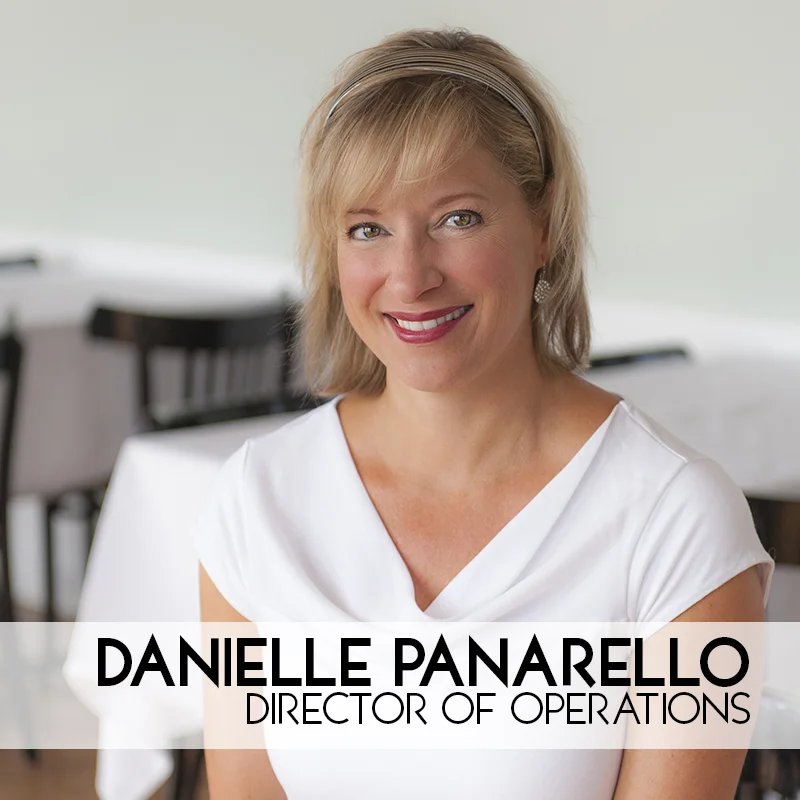 headshot_danielle_panarello_02.jpg