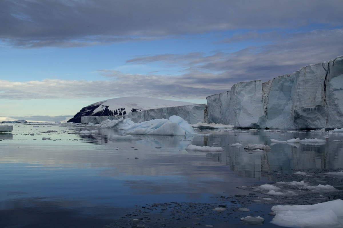 Protecting the majesty of the Earth Antarctic Peninsula