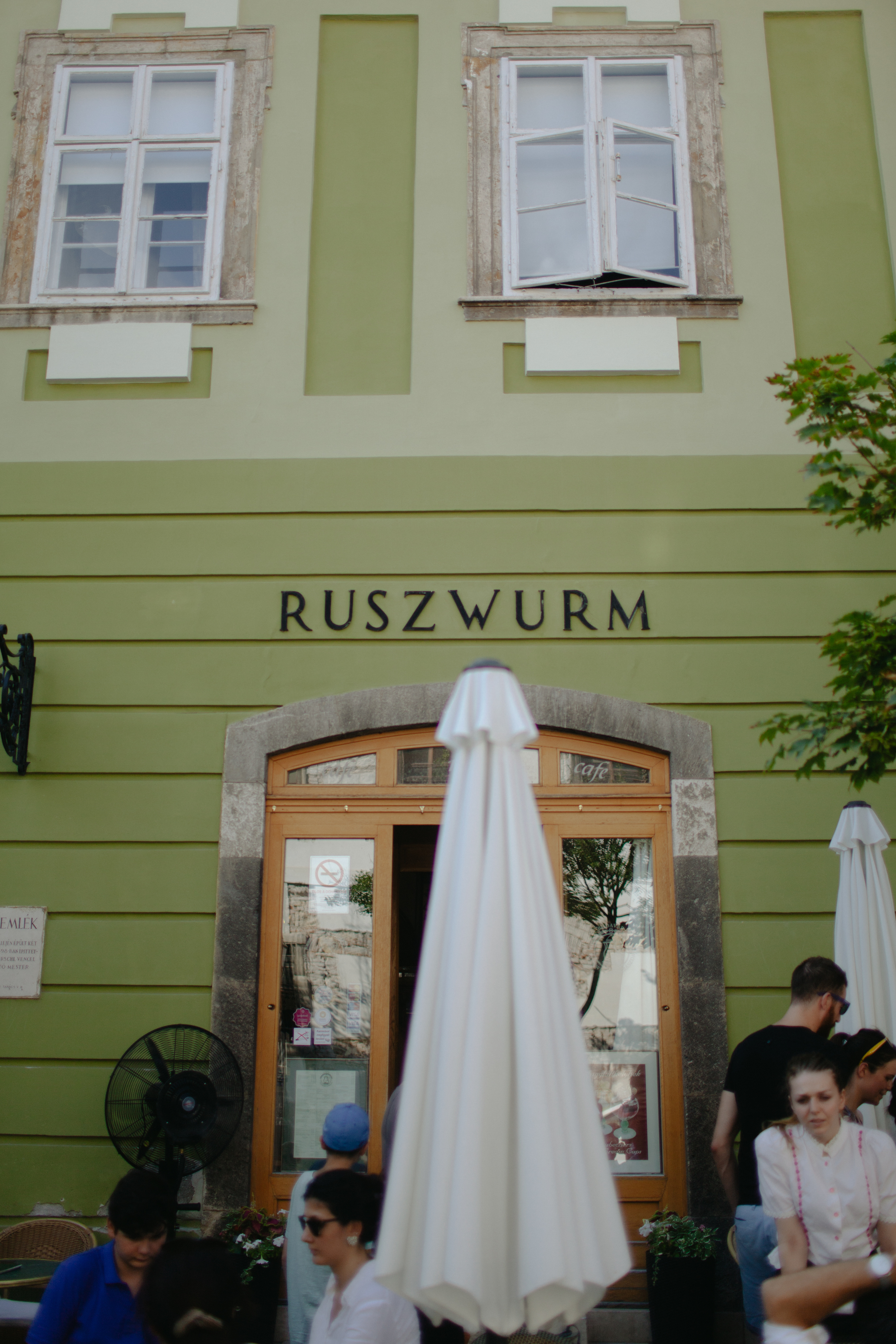 Budapest-1.jpg