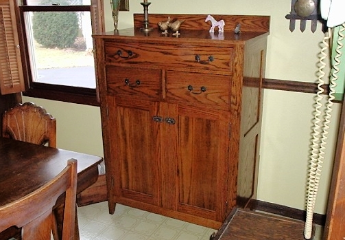 Solid oak hutch/sideboard/storage cabinet