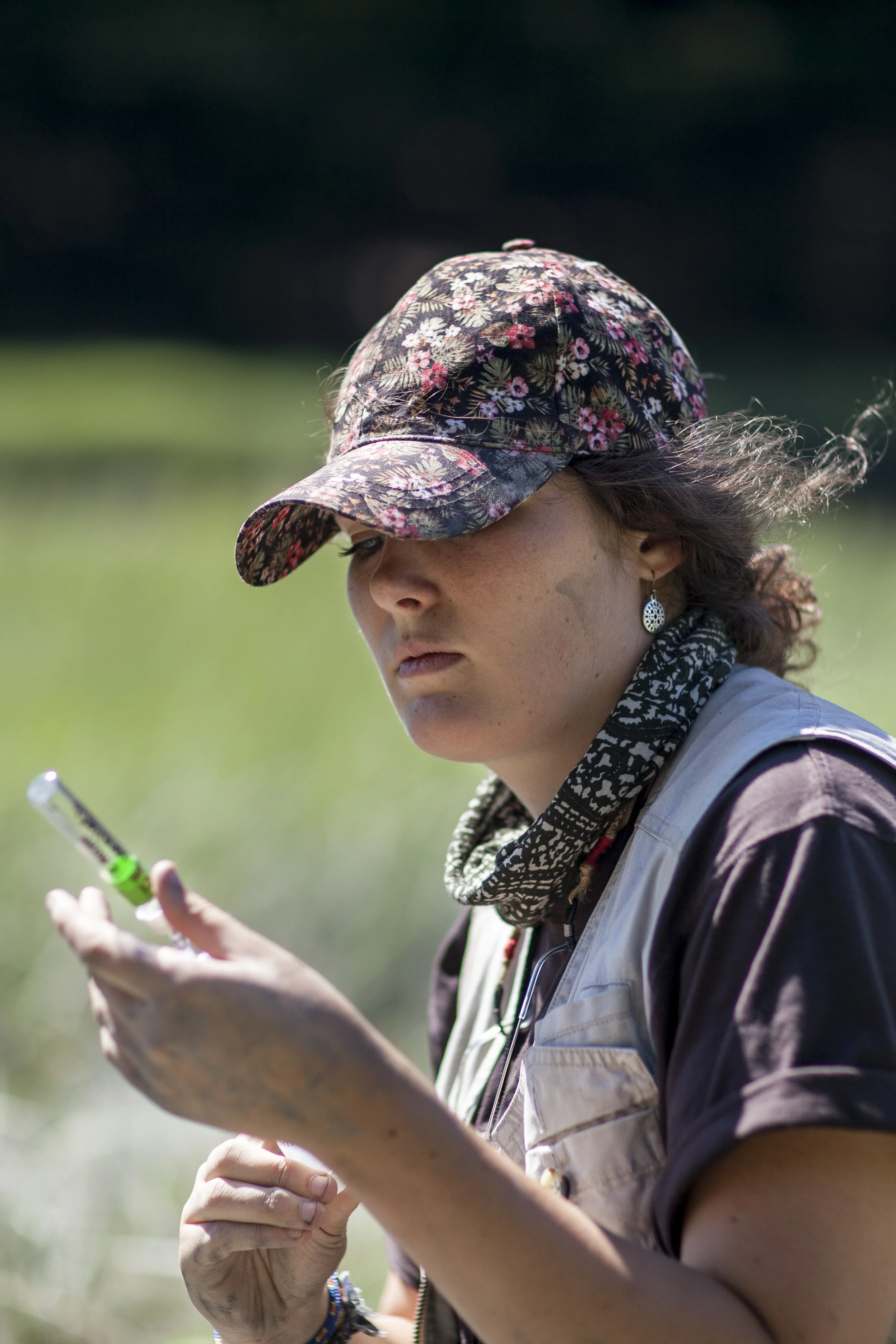 Gunn and Cohen-Kaplan have been working with geology professor Bev Johnson to measure the carbon budget of Maine’s salt marshes. Specifically, they are measuring the amount of methane released by two different salt marshes, the Sprague River Marsh, part of Bates-Morse Mountain, and Long Marsh, in Harpswell. Long Marsh, occupying a long, narrow glacially carved valley at sea level, has experienced restricted tidal flow for decades. As a result, its health has suffered.