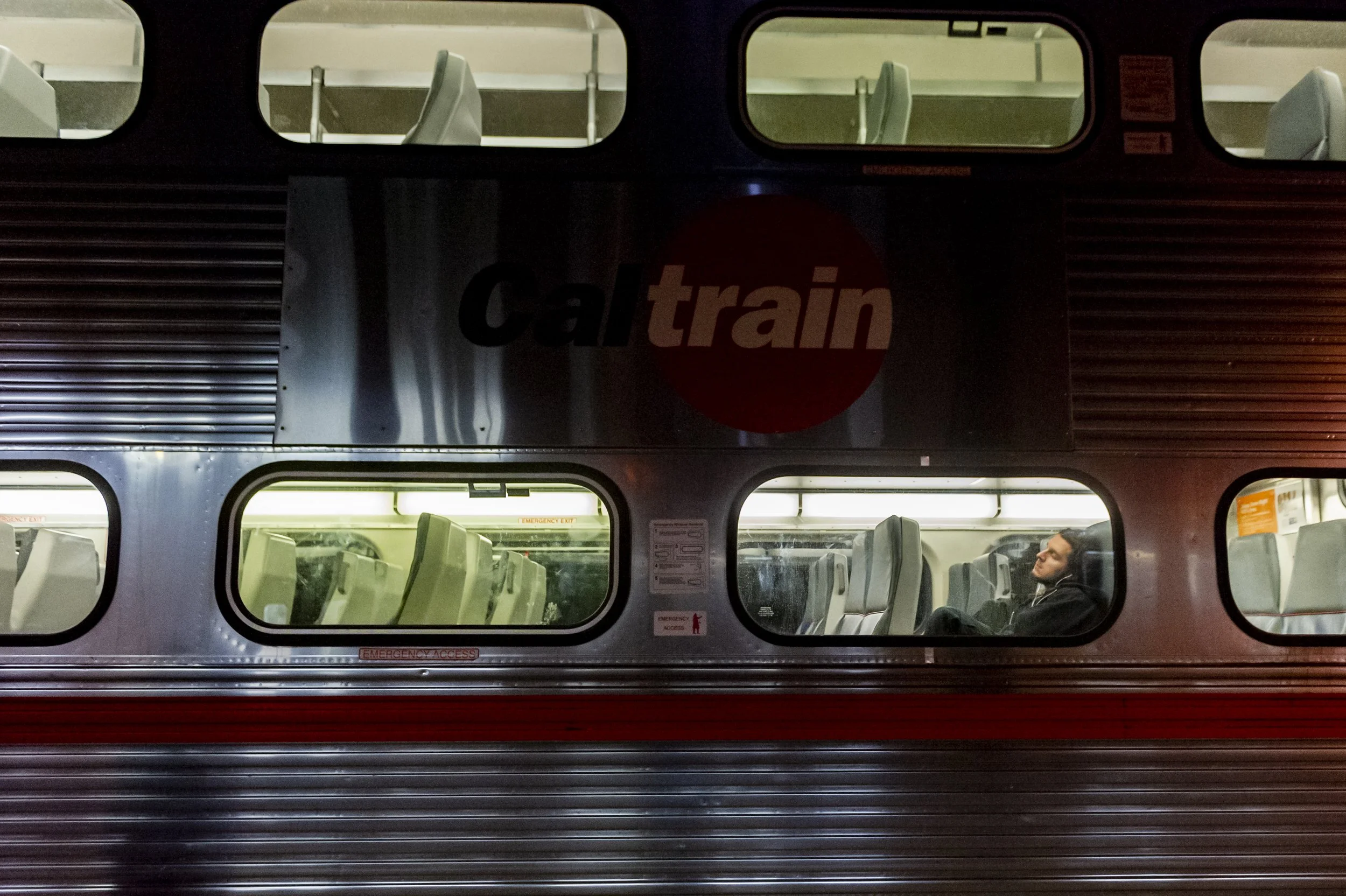 Late night CAL Train, San Jose (2014)