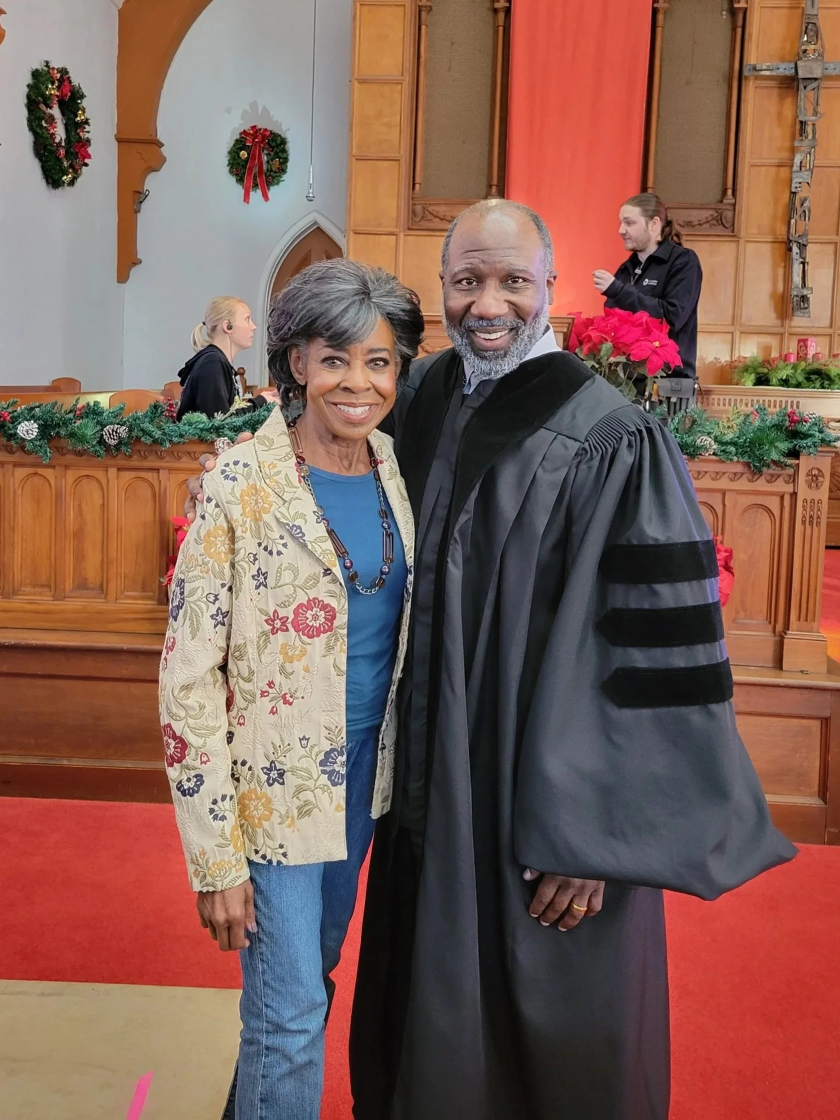 On the set of Queens of Chrsitmas