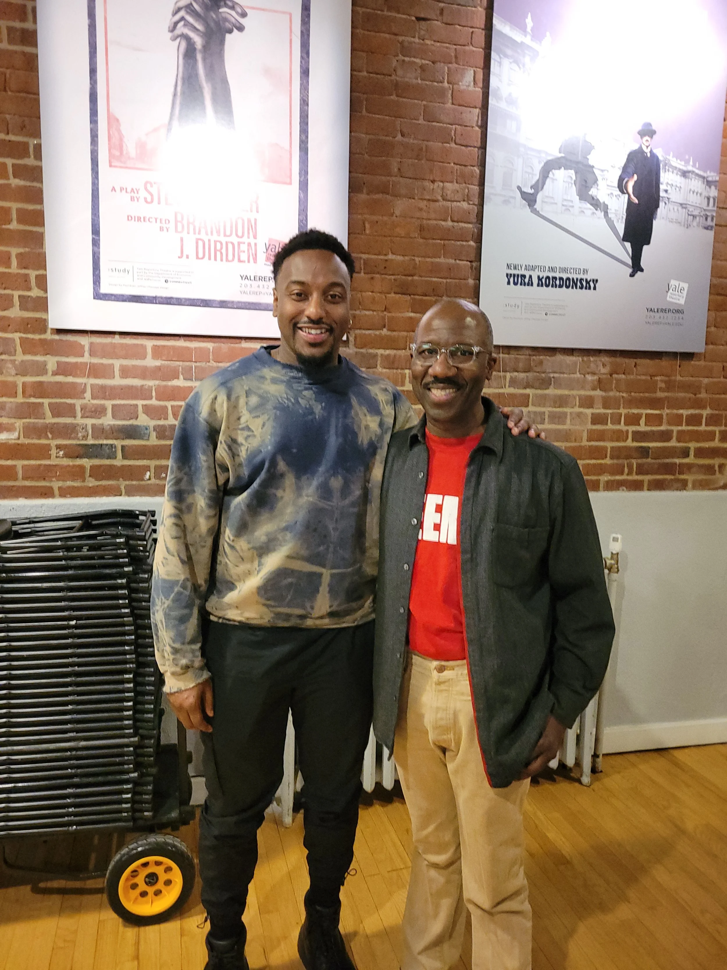 Hungry actors take the train