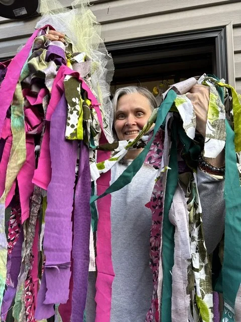 The fabric strips are ready to be Interwoven. 