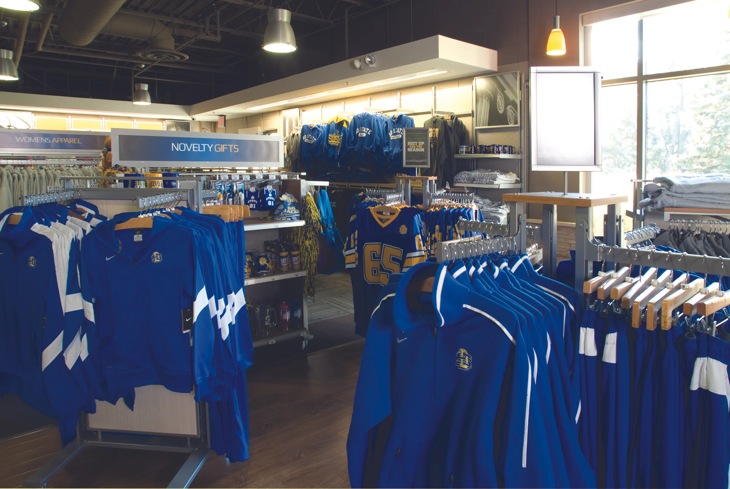 SDSU Bookstore South Dakota State University — Campus Store Design