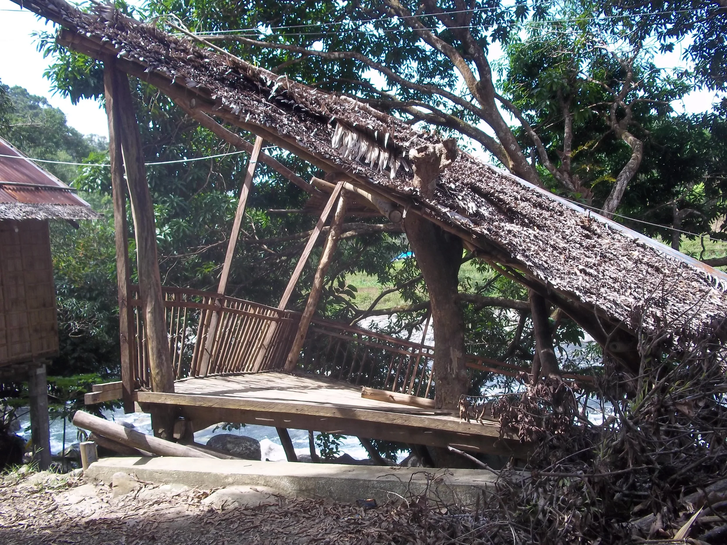  Typhoon-related destruction was strongly evident. 