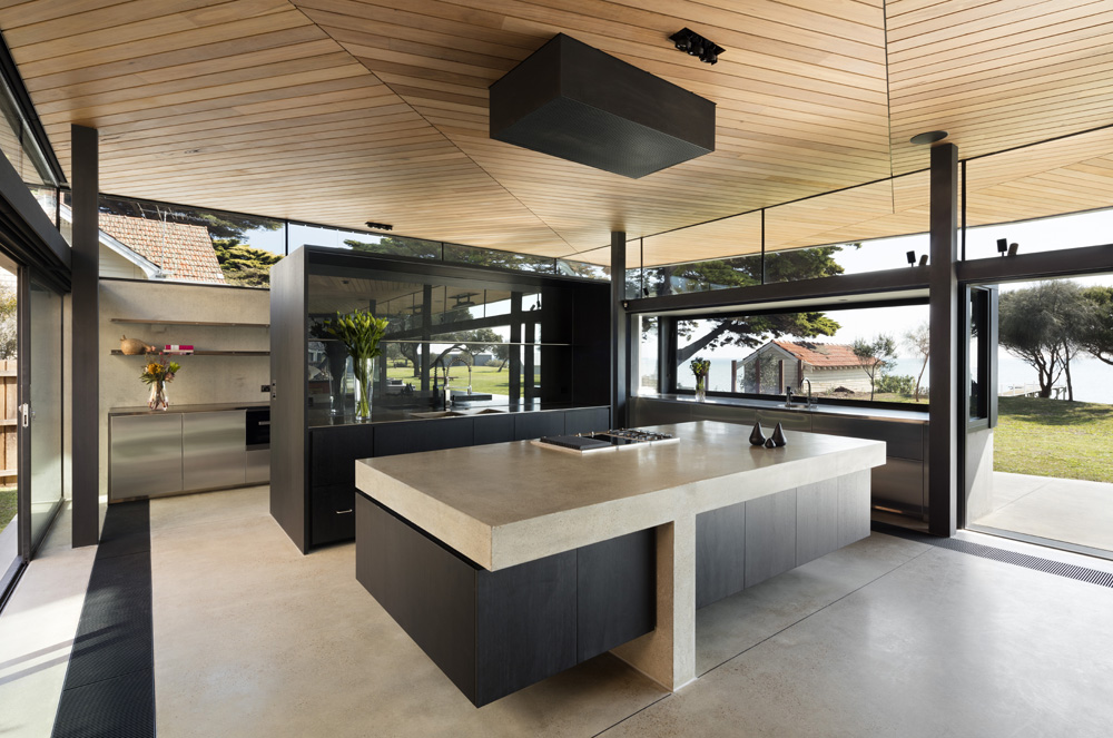 Sorrento Beach House. Kitchen