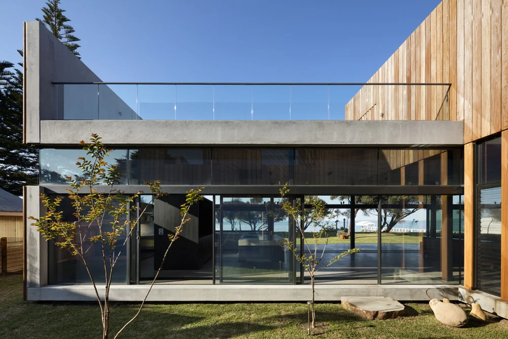 Sorrento Beach House. Exterior