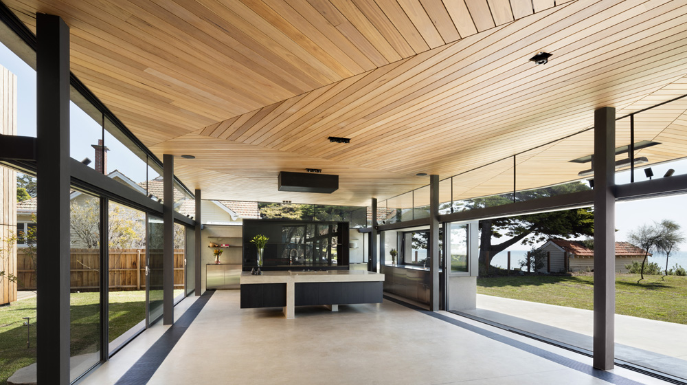 Sorrento Beach House. Kitchen / Dining