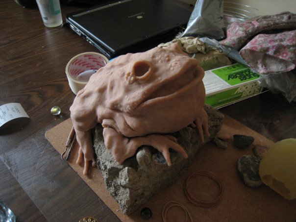 FrogScupture.jpg