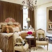 well_mona_bedroom.jpg