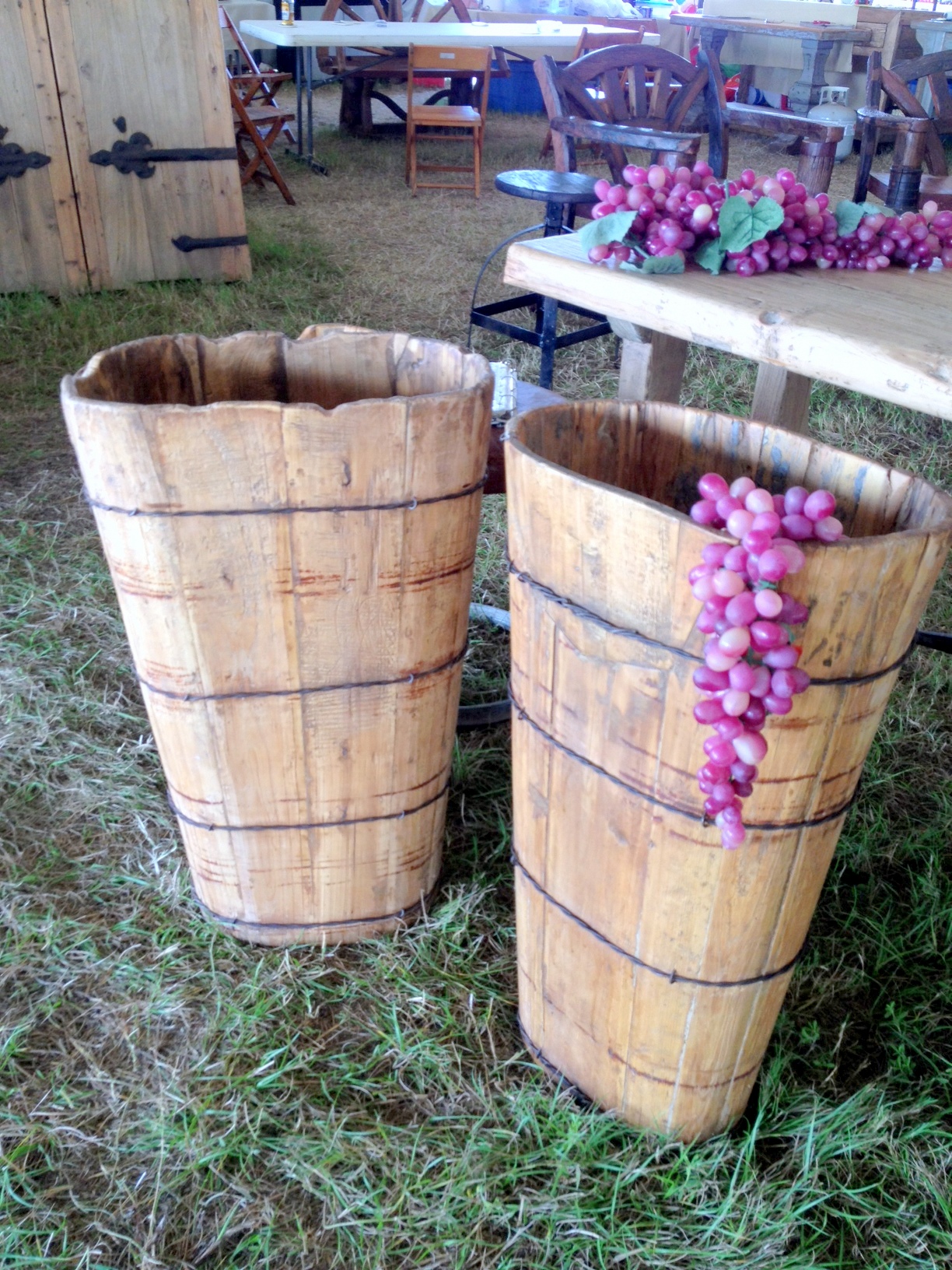 photo (2).JPGgrapebaSKETS.jpg