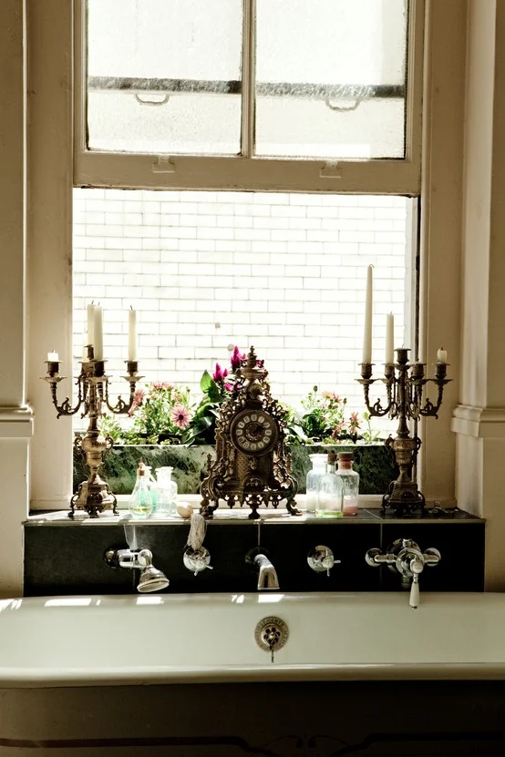 41381629_BKF9UQuP_c.jpghouse of bliss.jpg