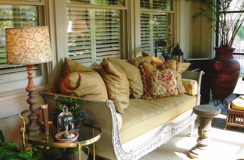 Burnett-screened-porch-2.jpeg