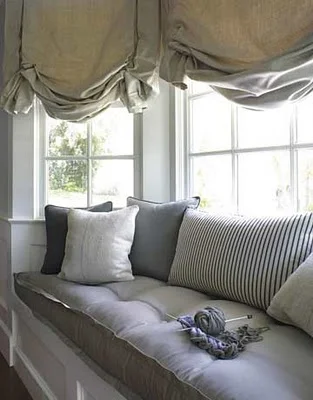 9-cozyisquiet-livingroom-1207-xlg.jpg
