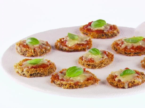 GH0511H_mini-eggplant-parmesan-recipe_s4x3_lg.jpg