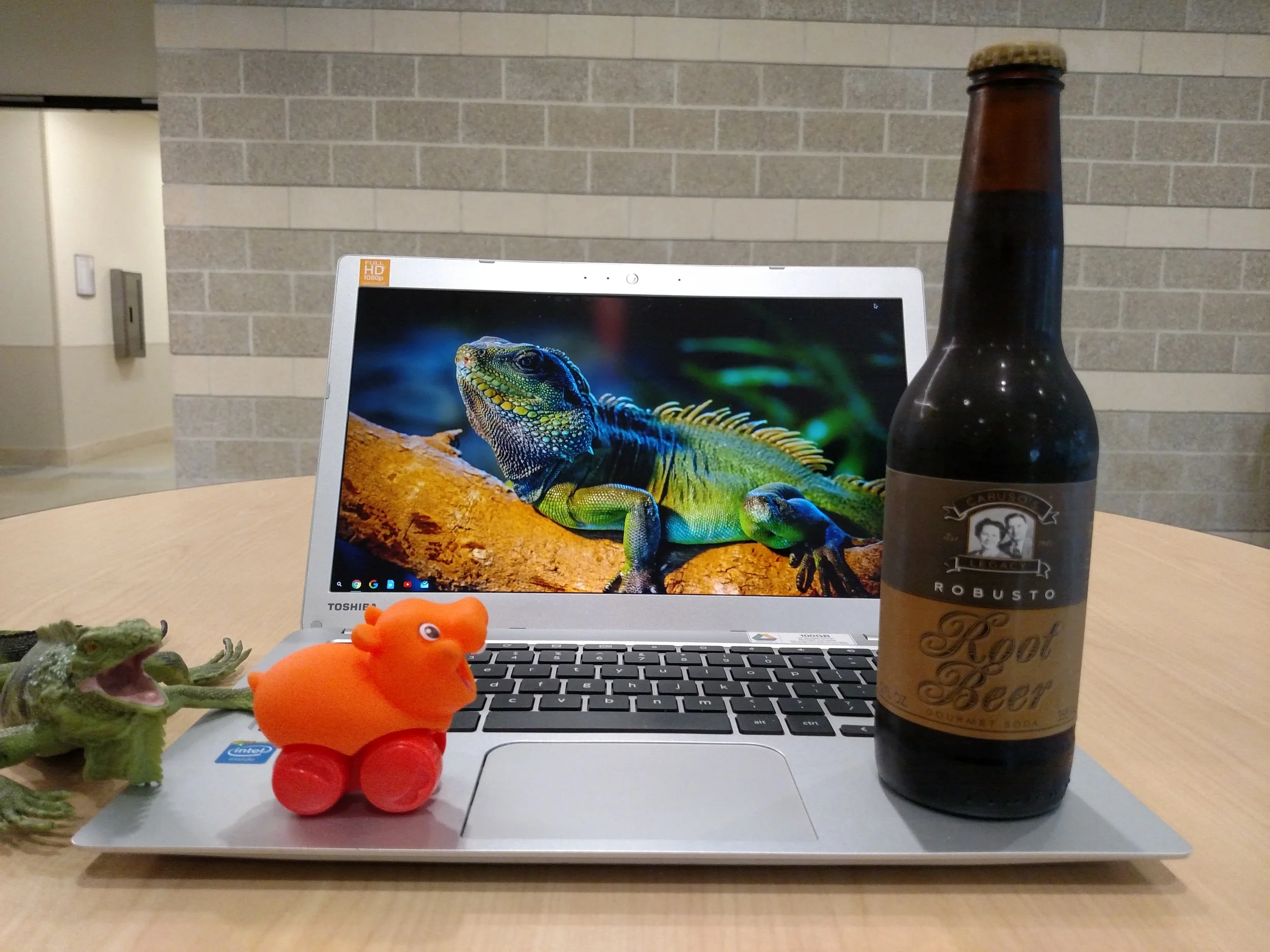 Caruso's Legacy Robusto Root Beer