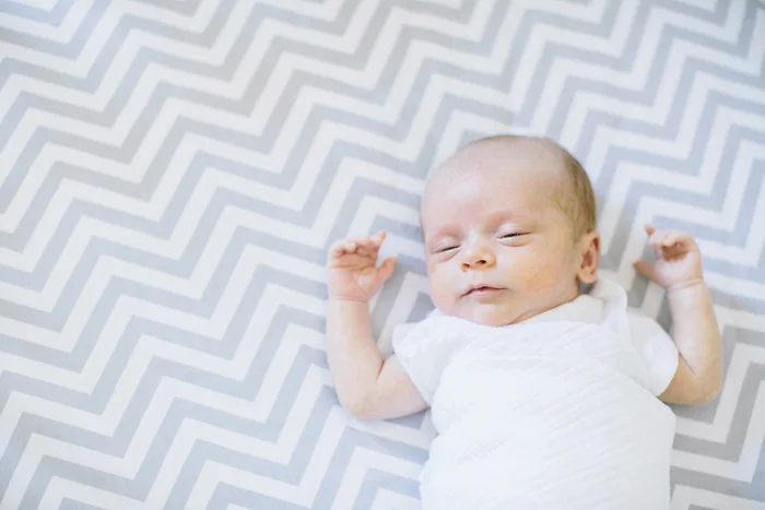 Greyson_newborn-01.jpg