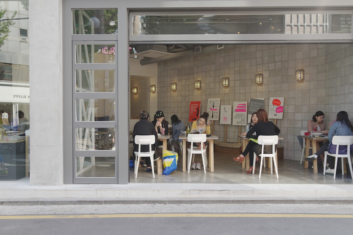 A cafe in Garosu-gil (가로수길).