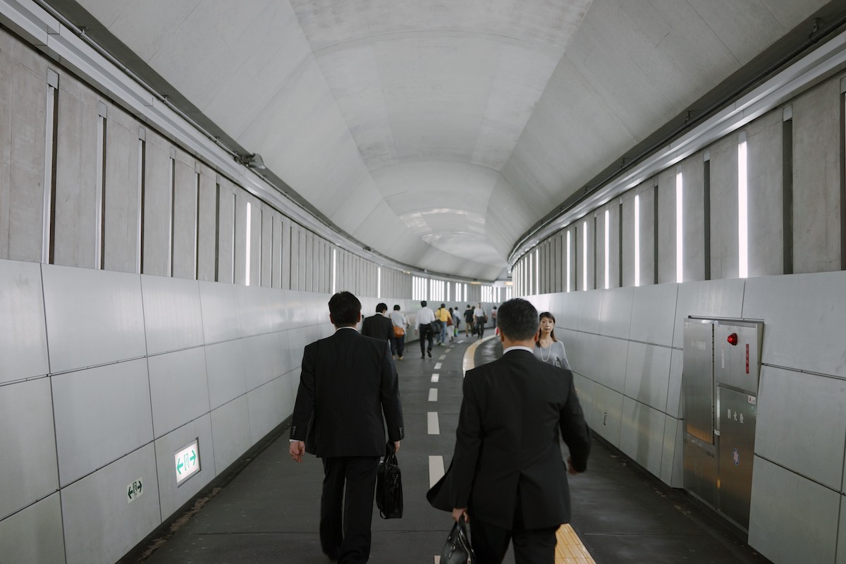 Passageway at Iidabashi station.