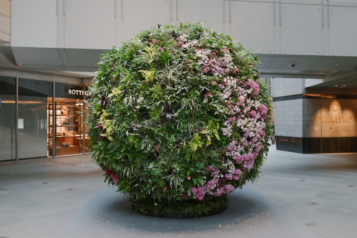 A sphere of live plants at a mall in Roppongi.