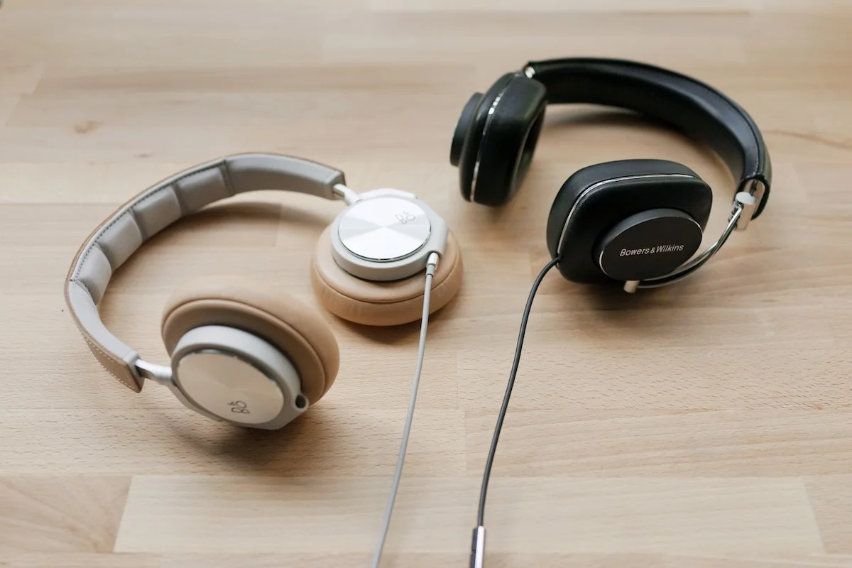 Bowers \u0026 Wilkins P7 — Minimally Minimal
