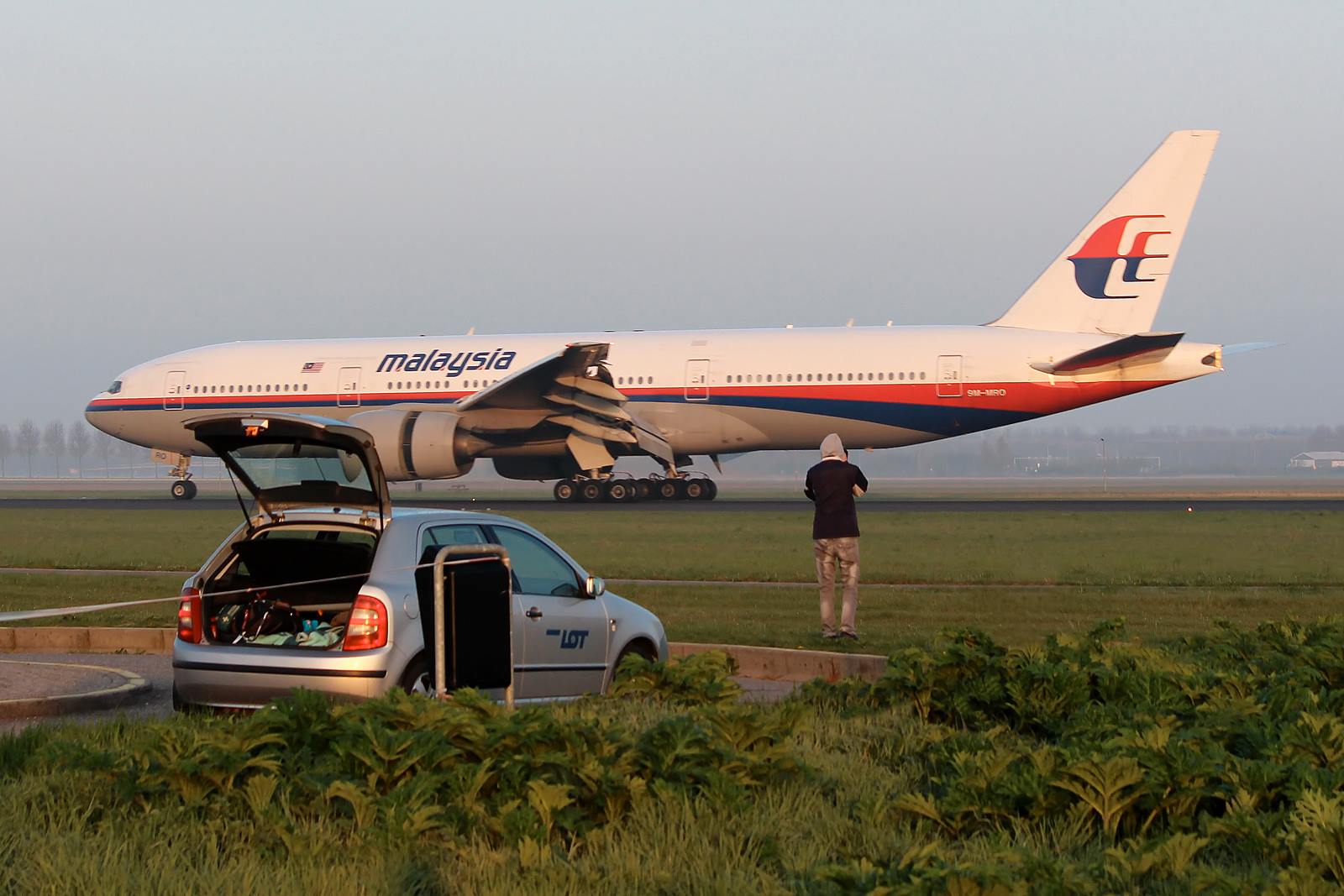 Berhard Ebner, Aviation Photographer and Planespotter