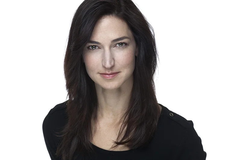 Jodi Niehoff - as Learic