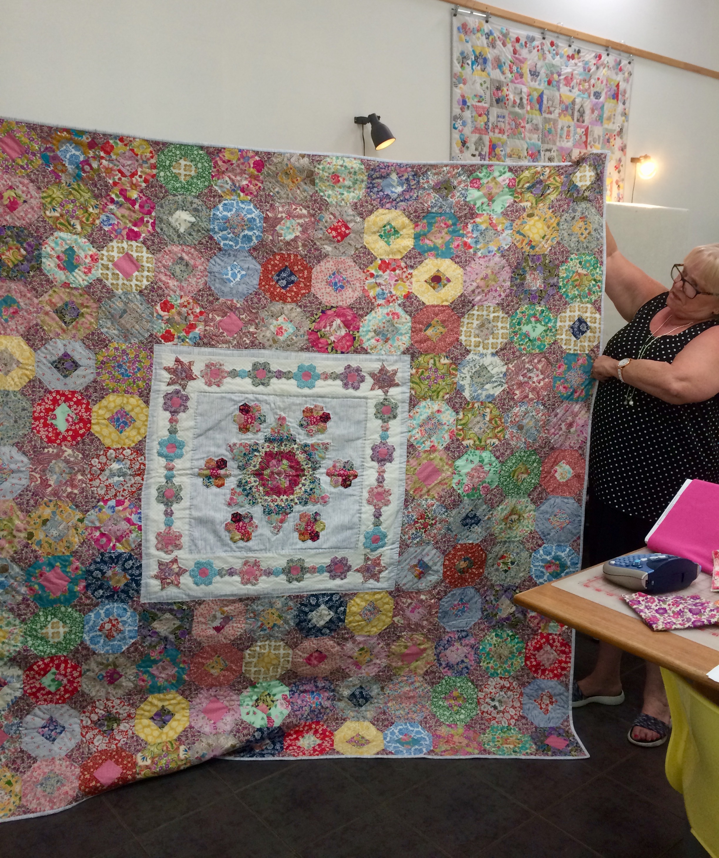 Mary-Ann's Emma Mary quilt is quilted, and looks amazing.