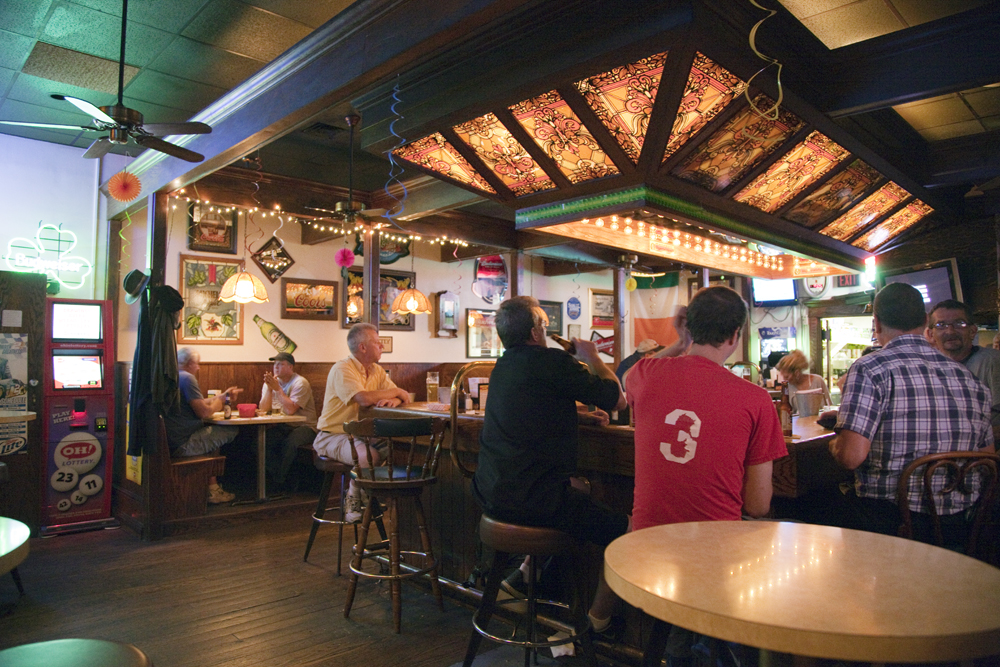 Erin's Pub Interior