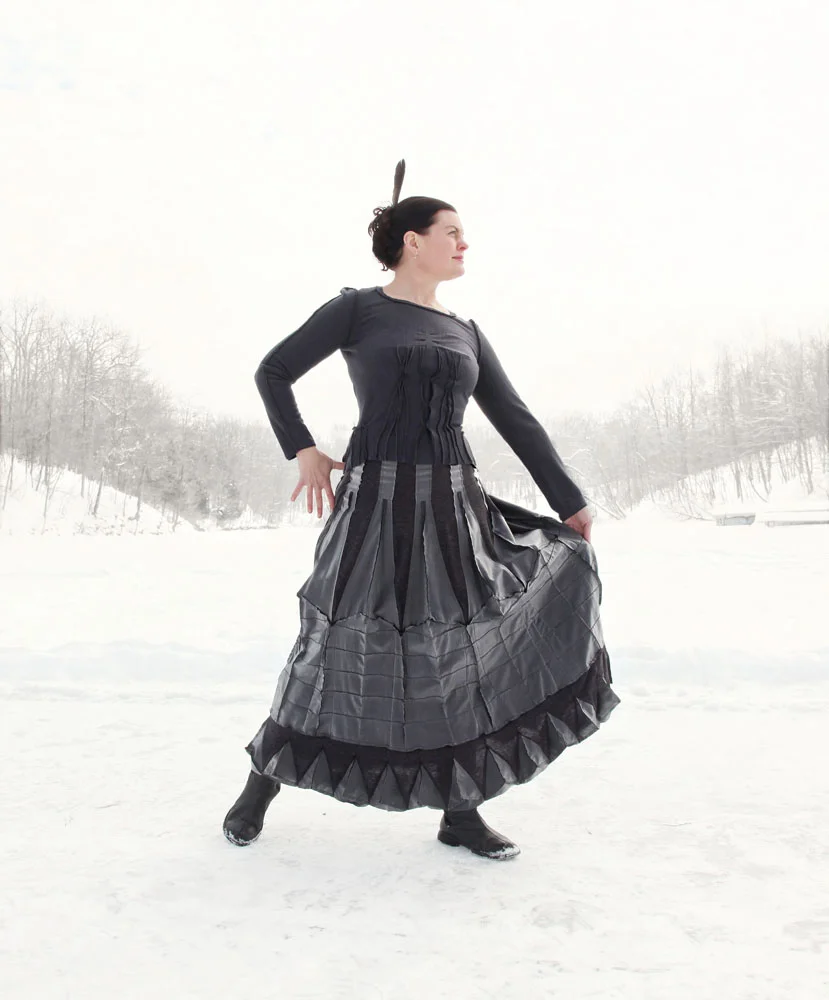 dancer_100.jpg