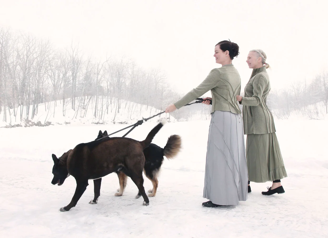 dog_walkers_100.jpg