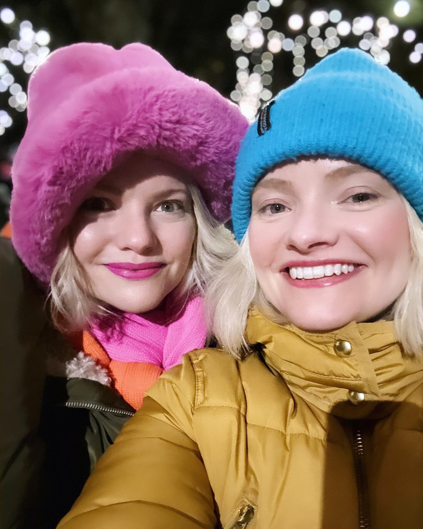 Feeling Christmassy after our village Christmas light switch on 😍🤘🏼Now back to recording 🤩🤩

#Christmaslights #furryhat #twins #pinkaesthetic