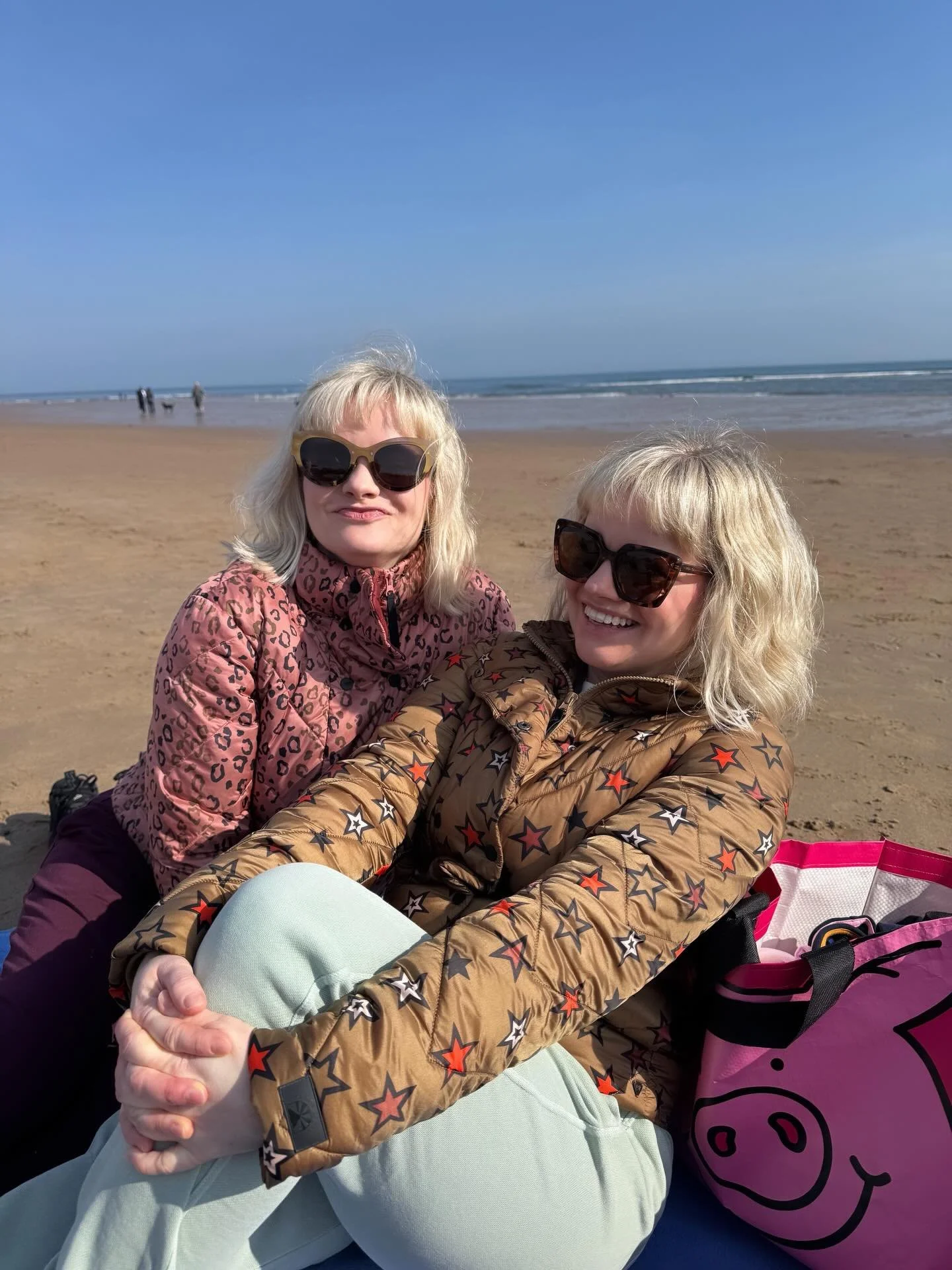 We spent our Sunday on the beach 🌊☀️ This Friday we&rsquo;re playing @newgatesocial , Newcastle, supporting the magical @shannoninthewild_ alongside the brilliant @anisandwith Ticket link in bio. We can&rsquo;t wait ✨