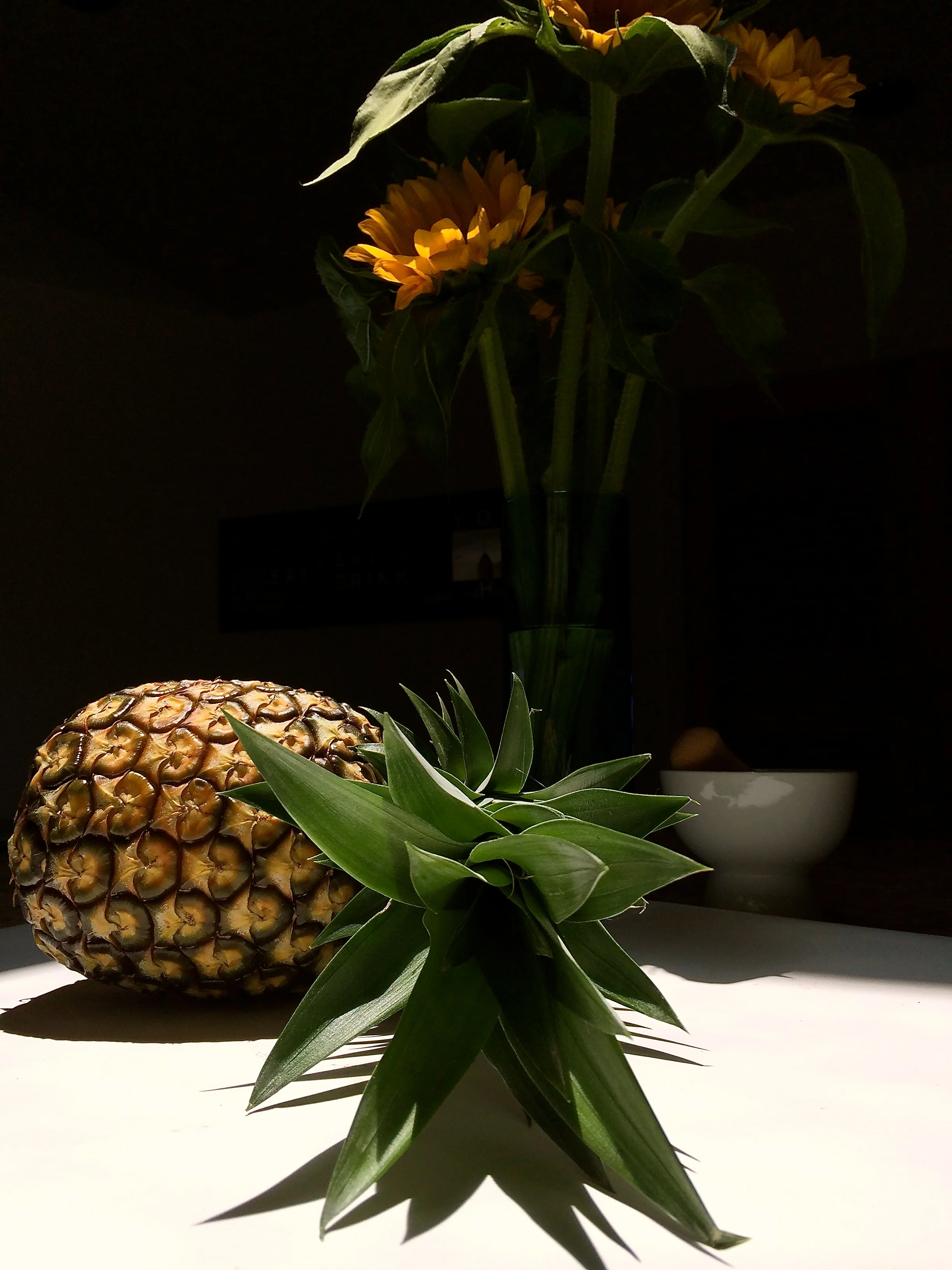 pineapple.jpg