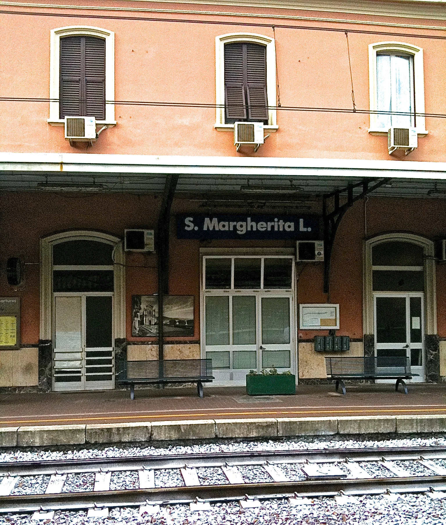 Italy, 2009