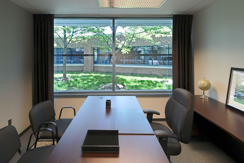 Deluxe Office