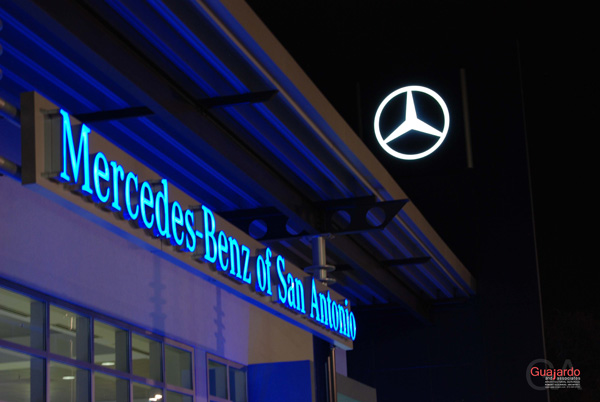 MercedesBenzofSanAntonio20.jpg