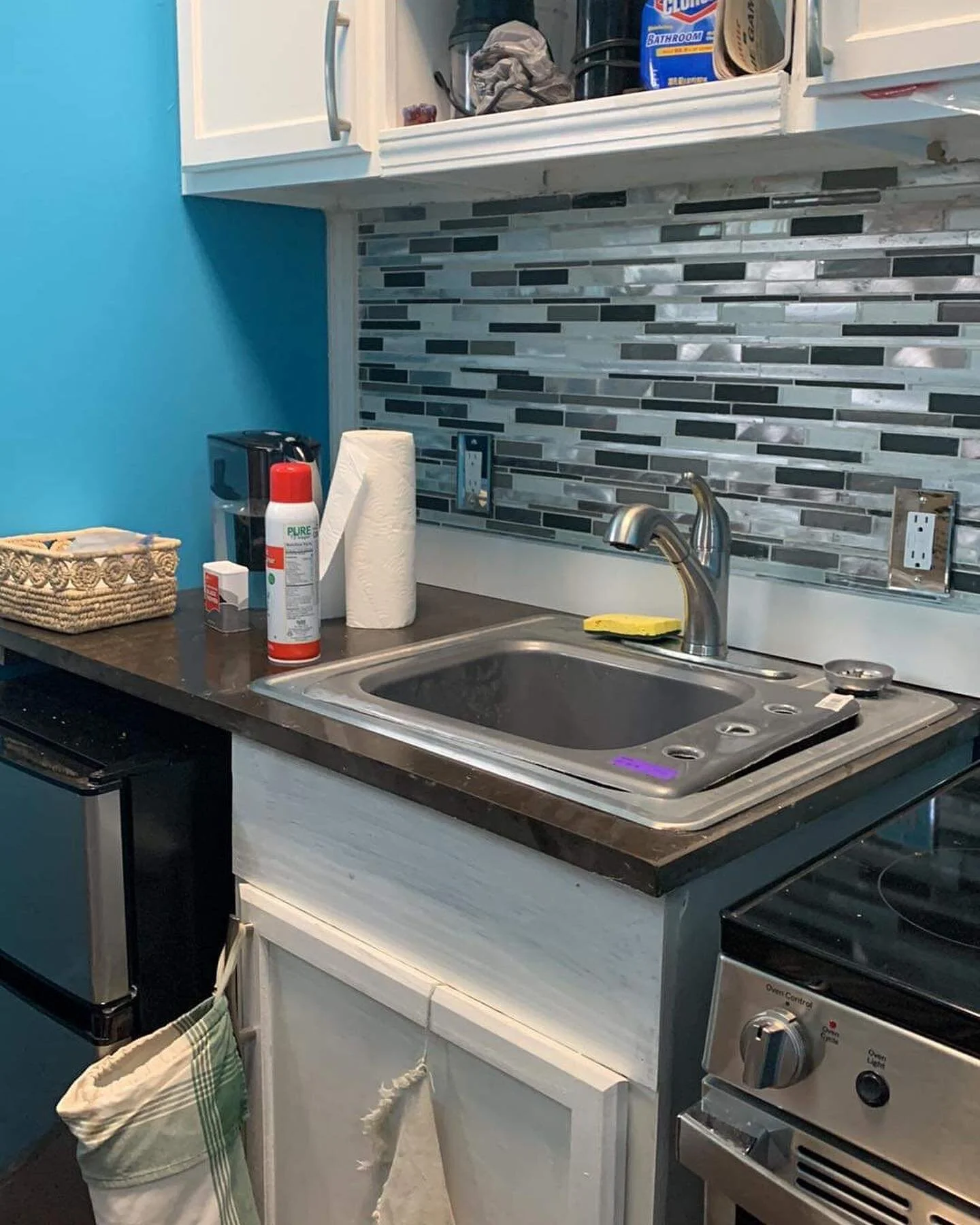 Before and after! Did a quick countertop remodel for a small kitchen. Installed a new sink from @thegreenproject and a new faucet. The countertop is Beech with an ebony stain